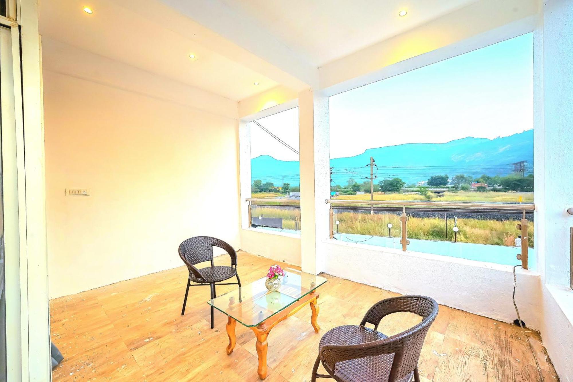 Empyrean Stay II 6Bhk Big Daddy Villa Ll Ac II Pvt Pool II Terrace View II Lux Lonavala Exteriér fotografie