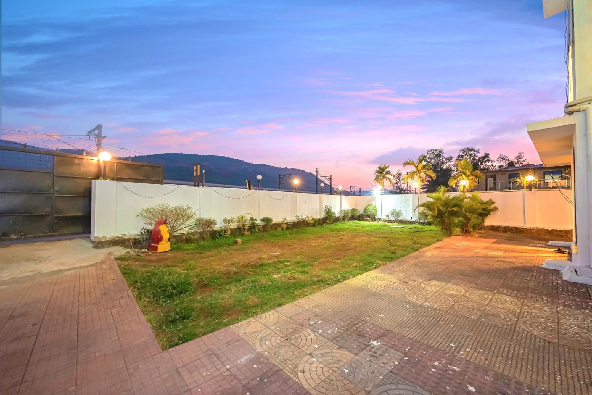 Empyrean Stay II 6Bhk Big Daddy Villa Ll Ac II Pvt Pool II Terrace View II Lux Lonavala Exteriér fotografie